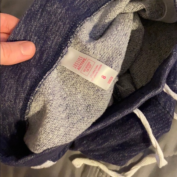 Shorts - Picture 2 of 3